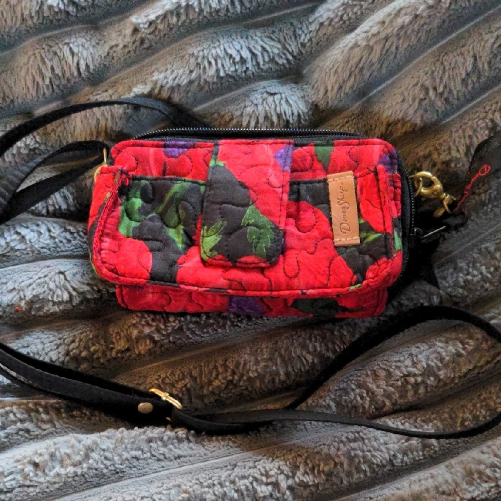 Red and Green Crossbody Bag with Contemporary Design